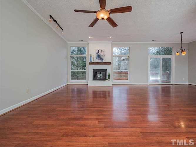 5106 Huxey Glenn Court Durham, NC 27703