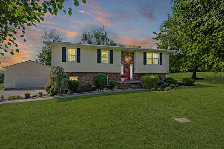 611 Stowers Dr Corryton, TN 37721