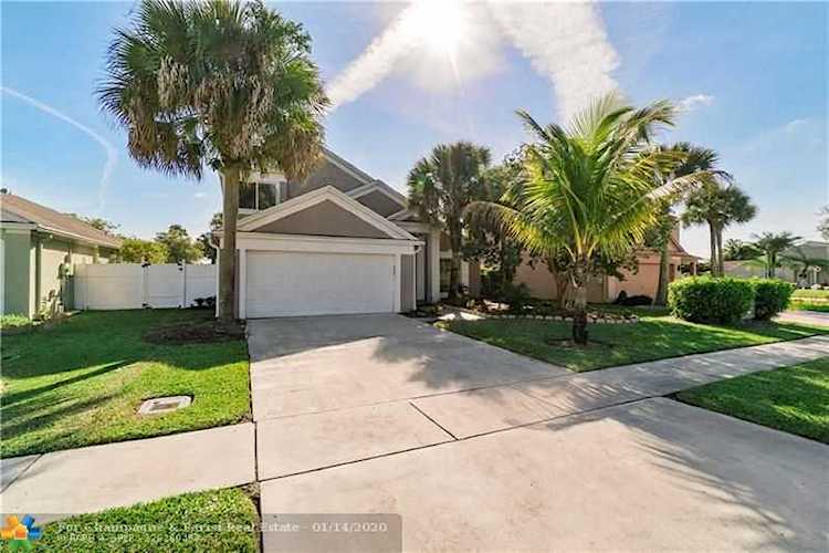 12866 Elmford Ln Boca Raton, FL 33428