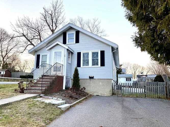 26 Hinston Road Weymouth, MA 02189