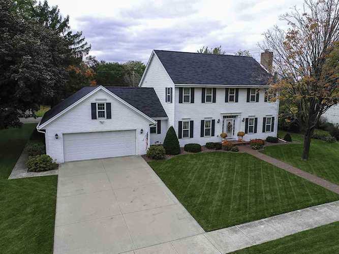 24 S Martin Rd Janesville, WI 53545
