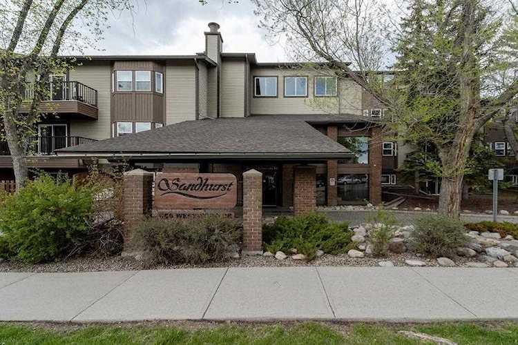 550 Westwood Drive SW #218 Calgary, AB T3C 3T9