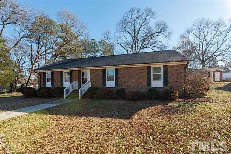 628 Marshall Street Roanoke Rapids, NC 27870