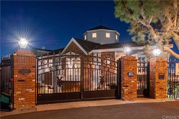 13503 Cheltenham Drive Sherman Oaks, CA 91423