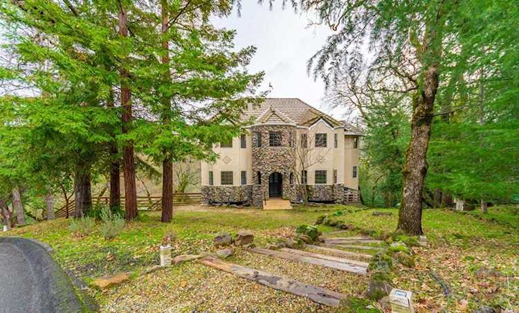 10 Catalpa Court Napa, CA 94558