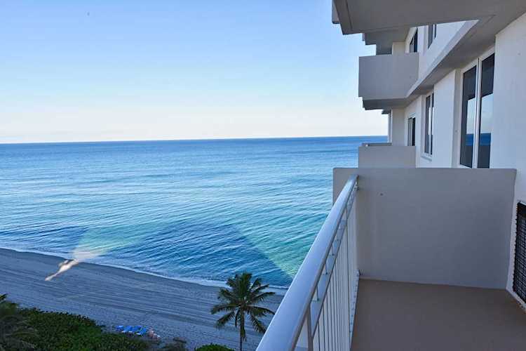 3215 S Ocean Boulevard #910 Highland Beach, FL 33487