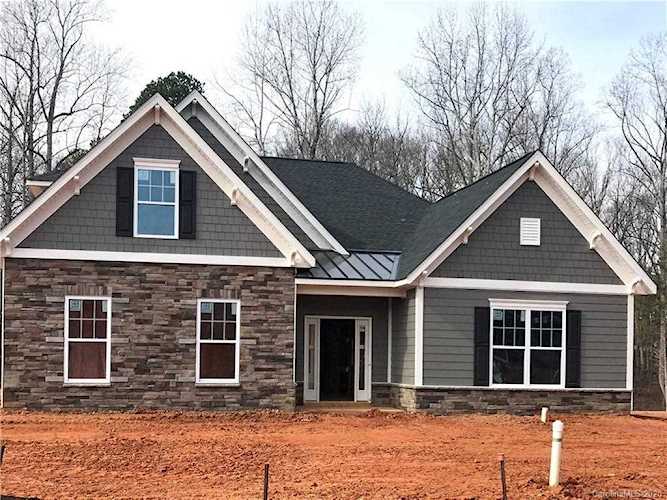 8909 Auburn Whisper Ln Mint Hill, NC 28227