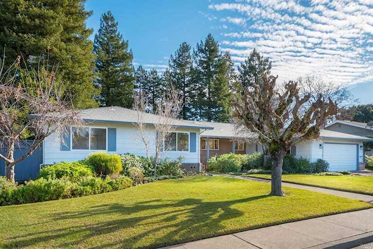 35 Eames Court Novato, CA 94947