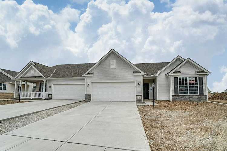 156 Broadmoore Boulevard Pataskala, OH 43062 | MLS 220001172 Photo 1