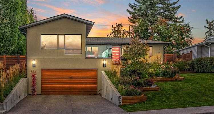 4539 Stanley Drive SW Calgary, AB T2S 2R6
