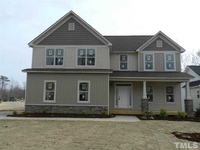 16 Diamond Hill Circle Garner, NC 27529