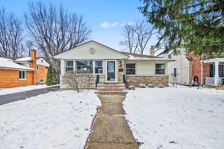 219 N Yale Ave Arlington Heights, IL 60005
