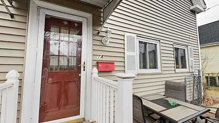 14 Ray Hl Franklin, MA 02038