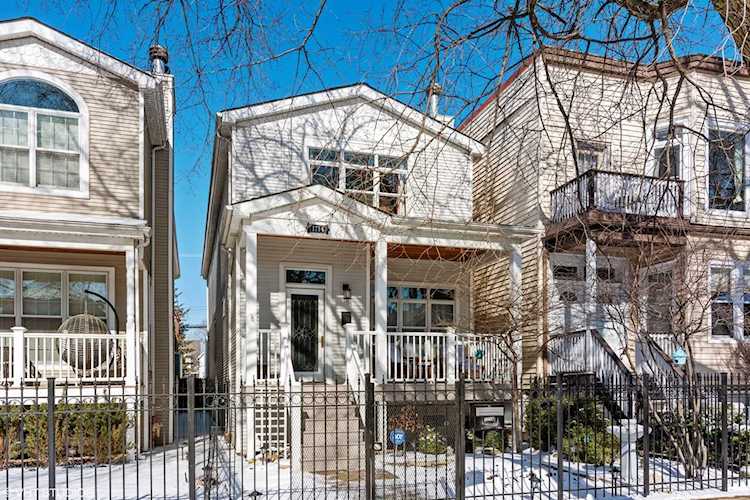 1714 W Winona St Chicago, IL 60640