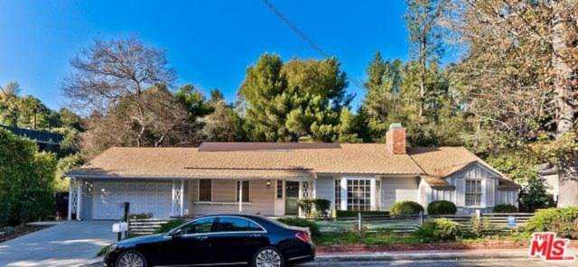 2621 Hutton Drive Beverly Hills, CA 90210