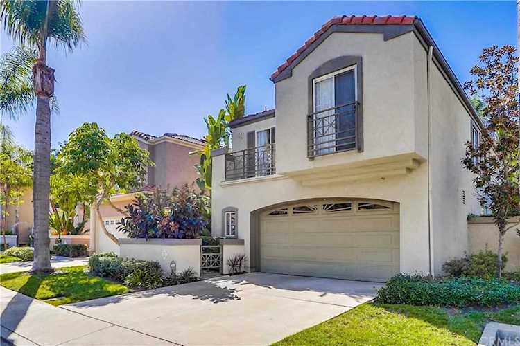 11 Hawaii Drive Aliso Viejo, CA 92656