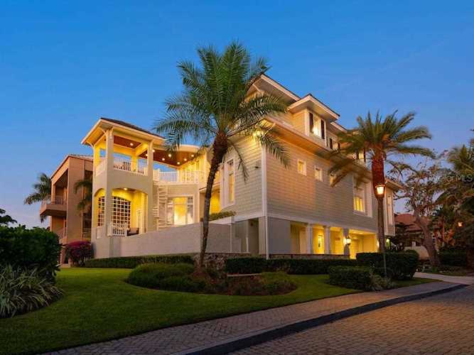 1441 Rebecca Lane Sarasota, FL 34231