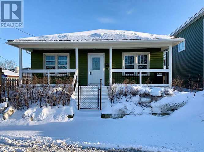 24 Winchester Street St. John's, NL A1C5A9