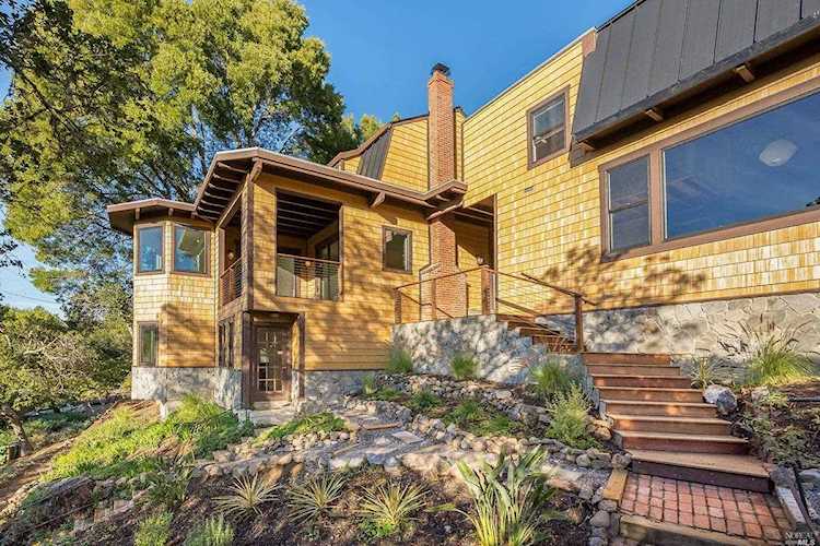 24 Laurel Avenue Larkspur, CA 94939