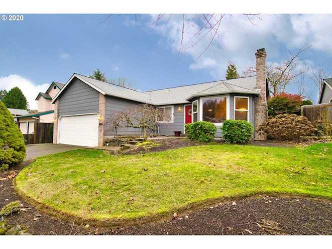 20760 SW Houston Dr Sherwood, OR 97140