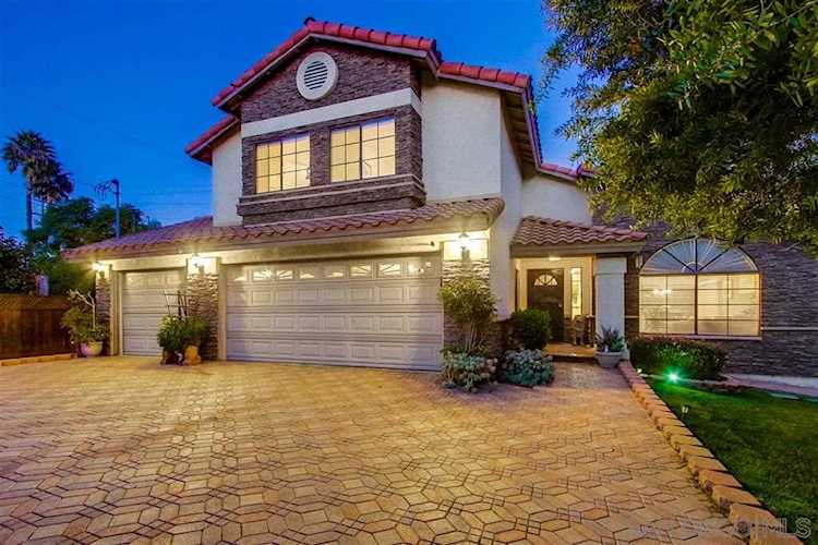 2505 Vancouver Ave San Diego, CA 92104
