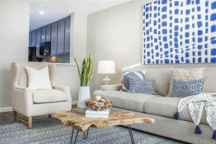 876 Marigold Carlsbad, CA 92011