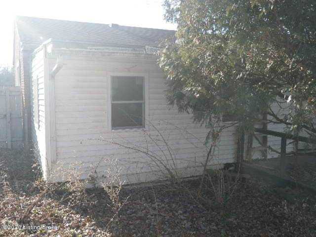 3901 Joyce Dr Crestwood, KY 40014