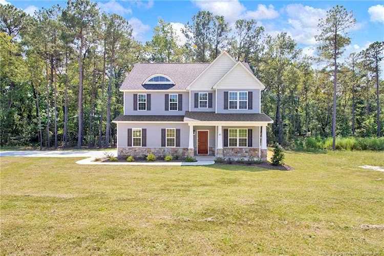 42 Raintree Ln Spring Lake, NC 28390