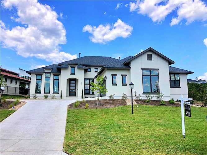 307 Ringtail Stream Dr Lakeway, TX 78738