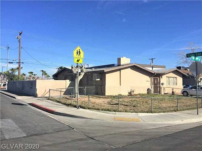 4420 Mayflower Ln Las Vegas, NV 89107