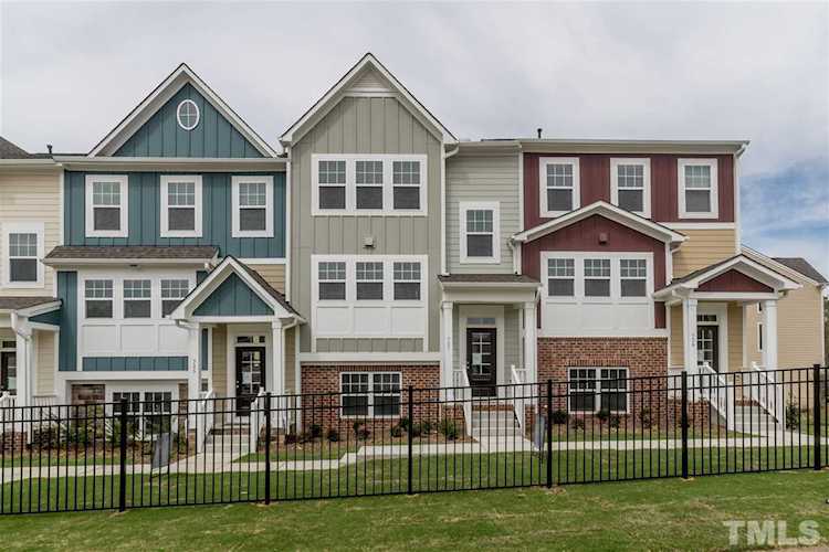 727 Traditions Grande Boulevard Wake Forest, NC 27587