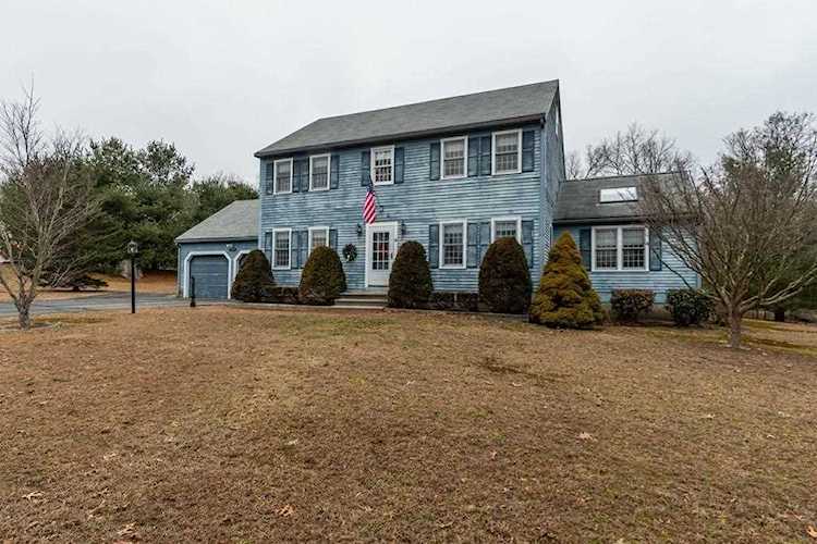 3 Kelshill Road Chelmsford, MA 01863