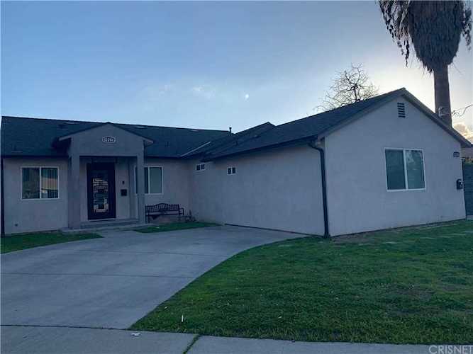 12208 Vose Street North Hollywood, CA 91605