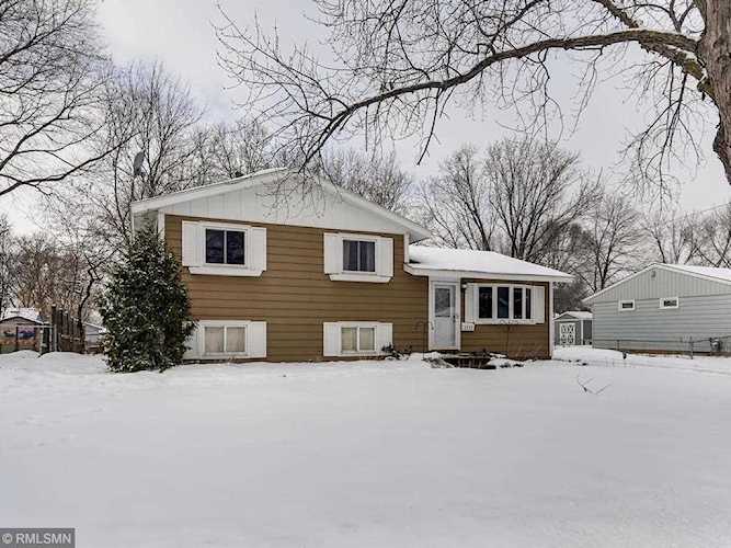 1713 Dayton Avenue Saint Paul Park, MN 55071