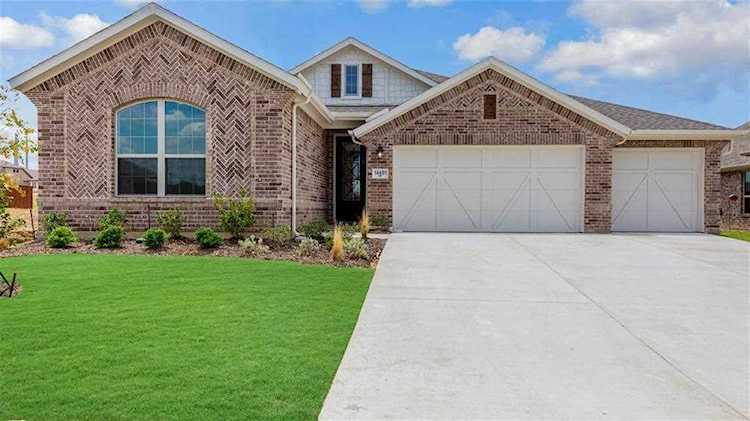 14401 Home Trl Roanoke, TX 76262