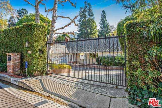 11236 Canton Drive Studio City, CA 91604