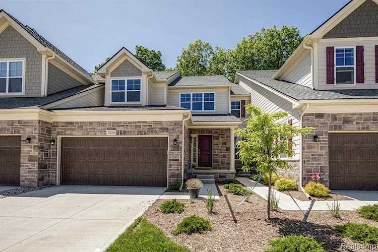 3206 Brackley Dr #88 Ann Arbor, MI 48105