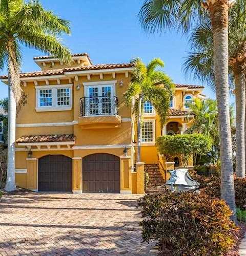 357 12Th Avenue Indian Rocks Beach, FL 33785