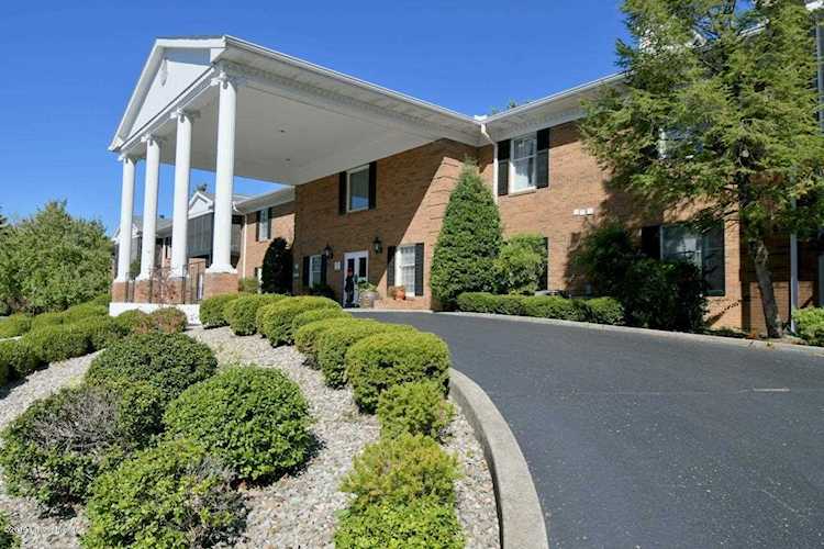 1616 Gardiner Ln #211 Louisville, KY 40205