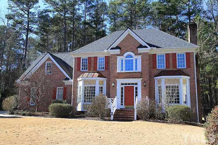 121 Glenmore Road Cary, NC 27519
