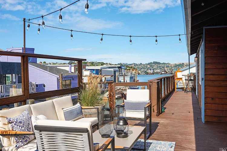70 Liberty Dock Sausalito, CA 94965 | MLS 21923980 Photo 1