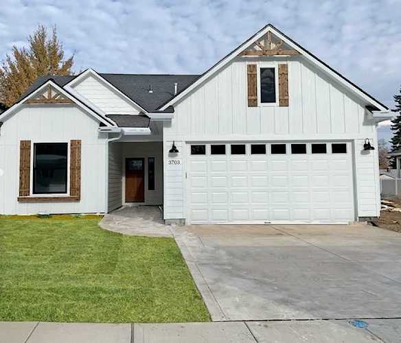 3703 E 25th Ave Spokane, WA 99223 | MLS 202010690 Photo 1