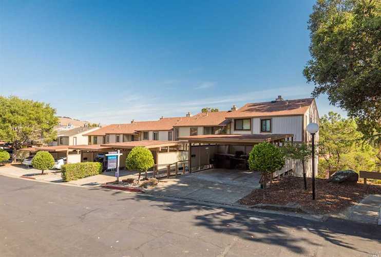 221 Sylvia Way San Rafael, CA 94903