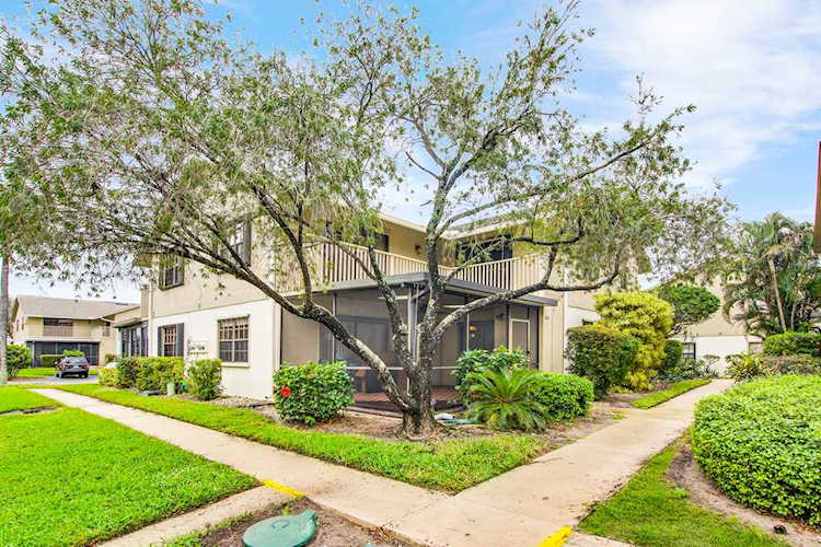 7460 SE Concord Place Hobe Sound, FL 33455