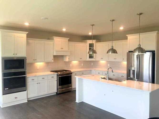 8427 Krey Lake Court Victoria, MN 55386