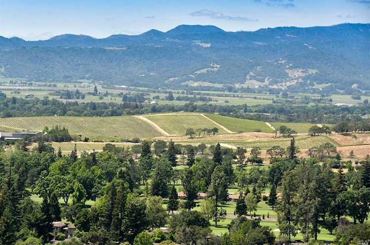 425 Bear Creek Circle Napa, CA 94558 | MLS 21911345 Photo 1