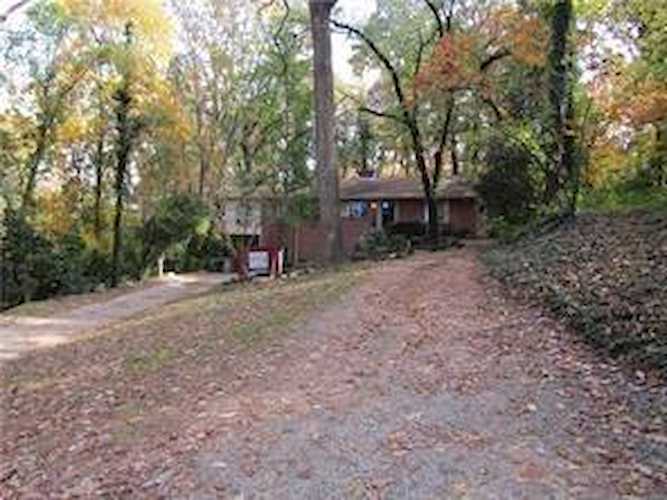 111 Putnam Circle NE Atlanta, GA 30342