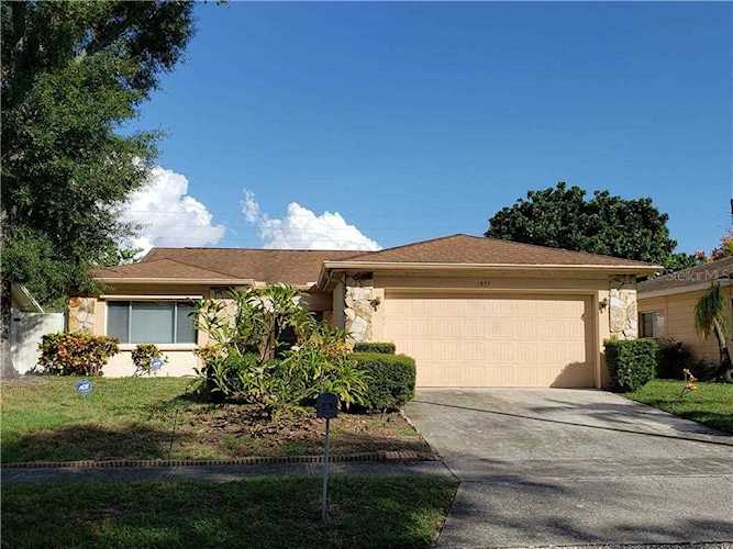 1823 E Orangeside Road Palm Harbor, FL 34683