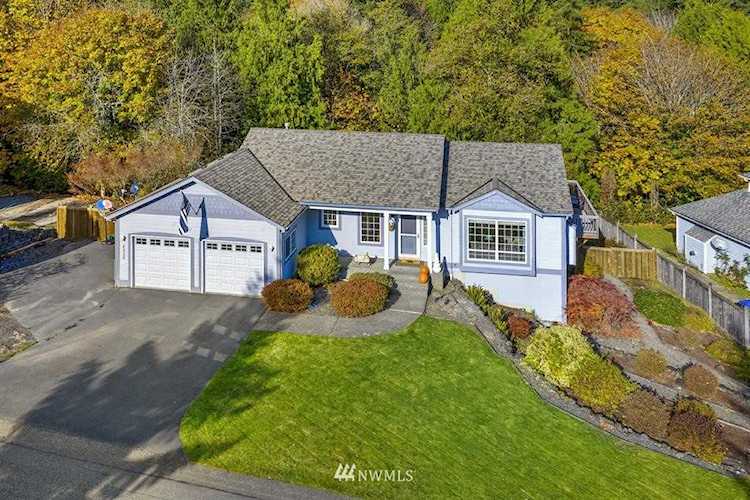 4856 NW Walgren Dr Silverdale, WA 98383 | MLS ® 1542122 Photo 1