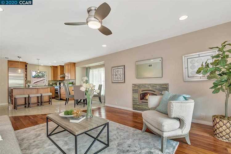1351 Camino Peral Moraga, CA 94556